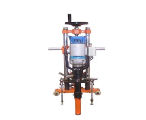 電動(dòng)混凝土軌枕螺栓鉆取機(jī)用途